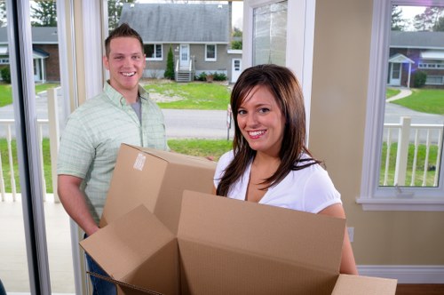 Packing and transport preparation for a man with van removal job