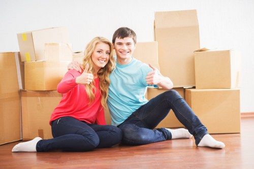 Residential moving support for flats and houses in Emersonpark