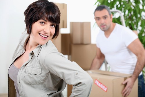 Local removal van service for homes and businesses in Emersonpark